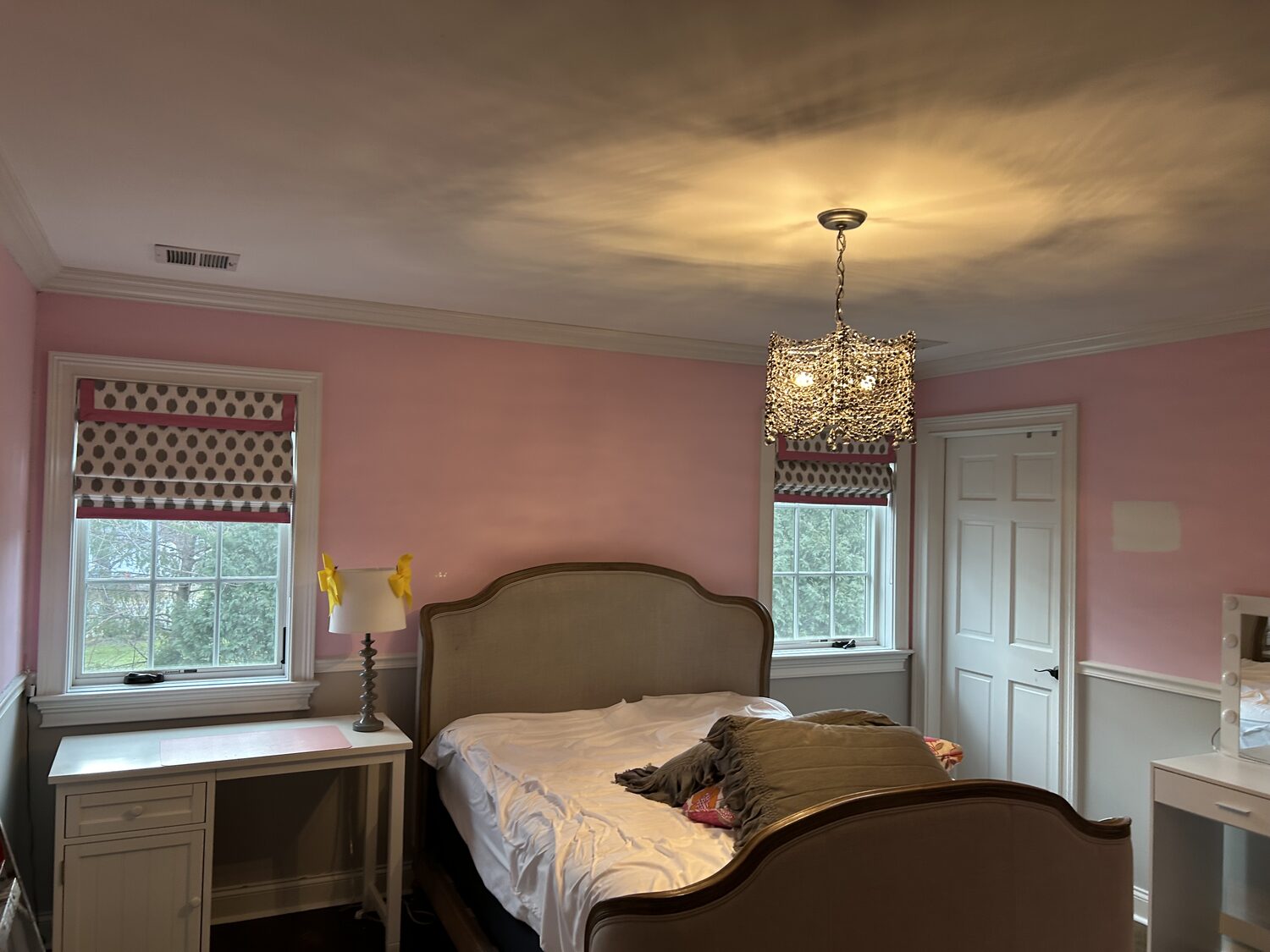 Bedroom in soft pink before repaint